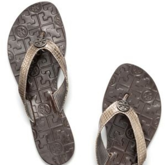 TORY BURCH Logo Sandals LIKE NEW! - Picture 5 of 8
